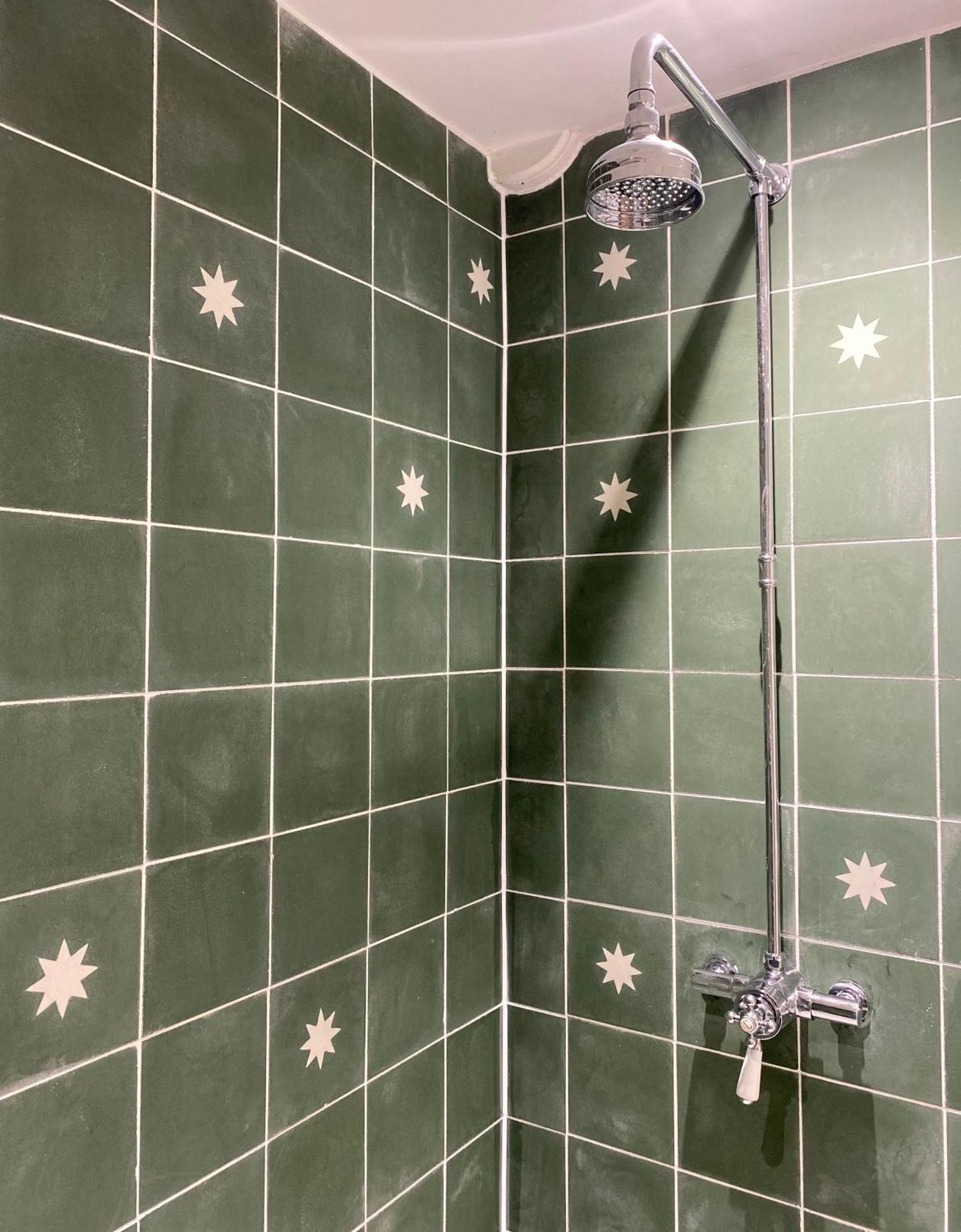 Victoria Bar Walls By Chateau Anna, Central York - Free Parking Экстерьер фото